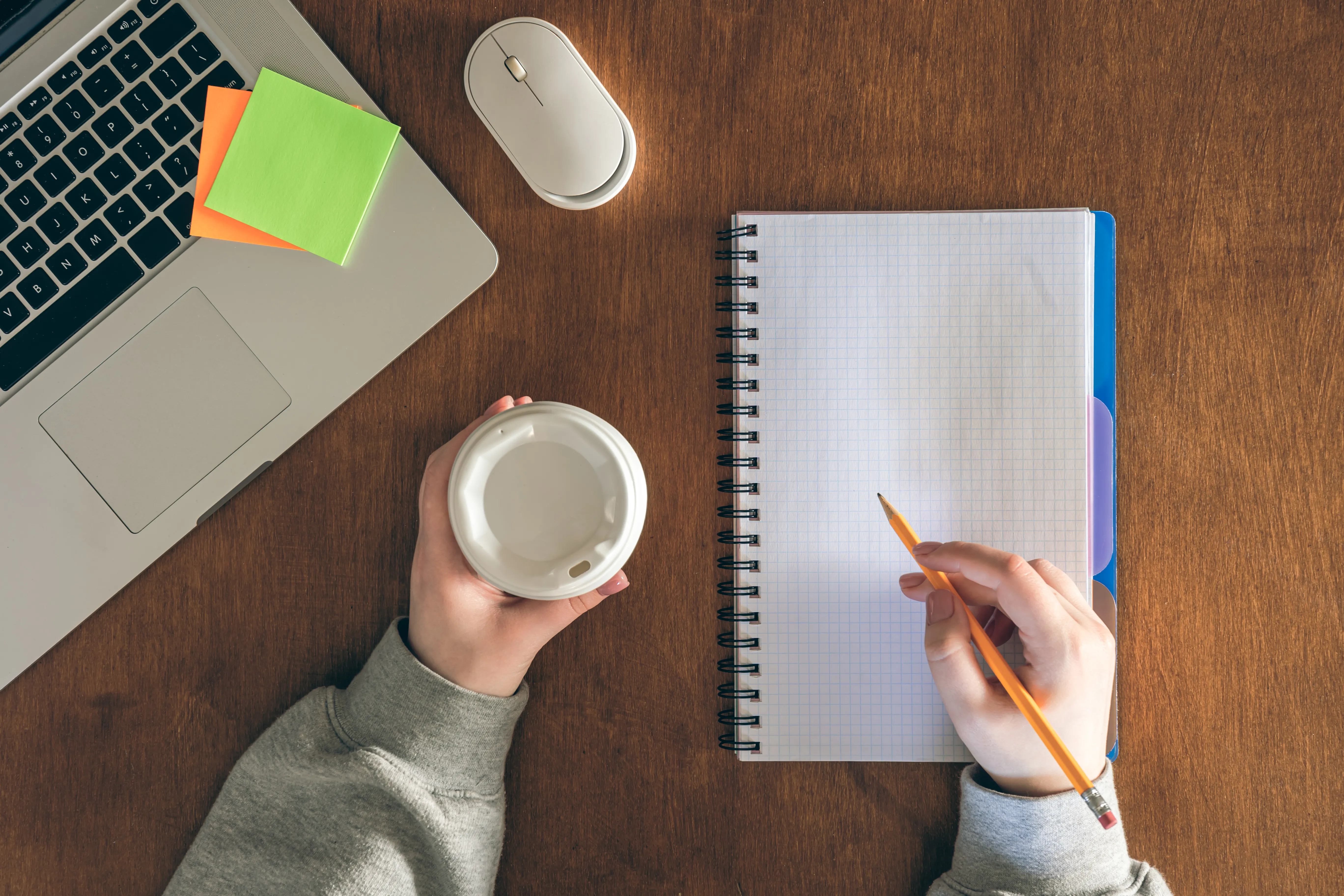 Cómo organizar tu agenda freelance y evitar picos de trabajo y semanas vacías