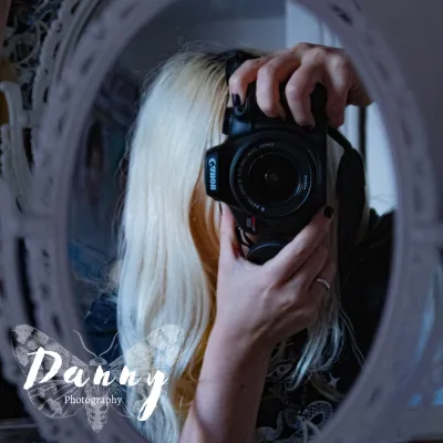 Fotografa profesional con estilo alternativo